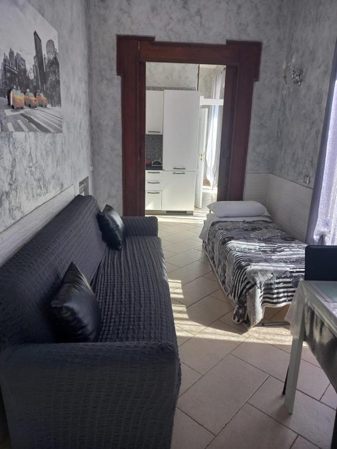 Posillipo 9 Apartment Наполи Екстериор снимка